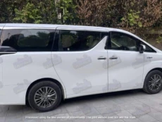 Hire Toyota Vellfire for wedding